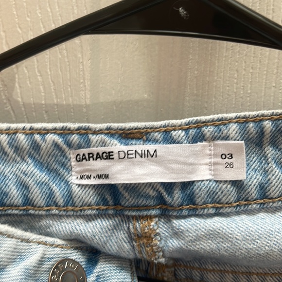Garage Mom Jeans - Picture 2 of 3